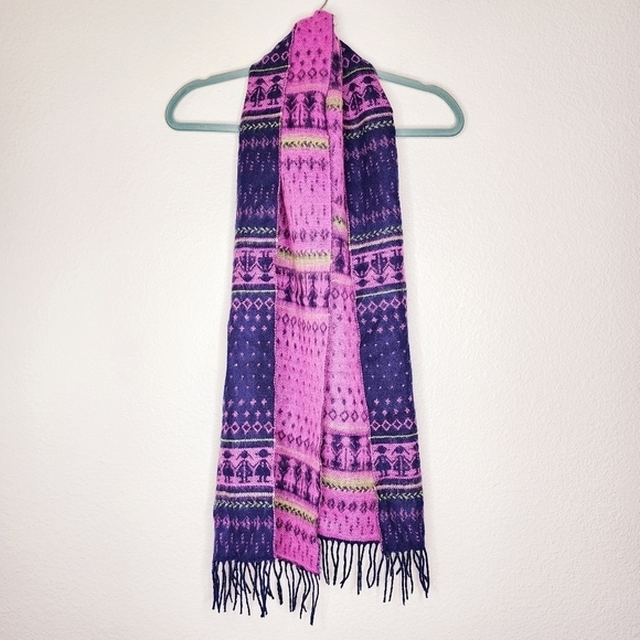Vintage Scotland Cashmere Scarf - Picture 1 of 4